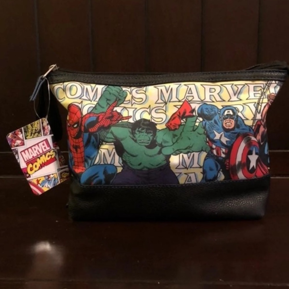 Marvel Comics Super Hero Travel Bag. NWT